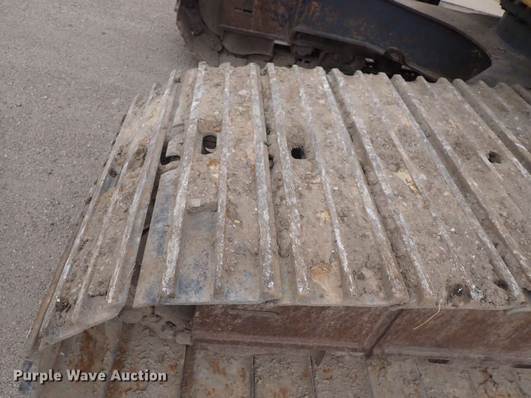 image for item DS7076 2003 Kobelco SK210LC  excavator