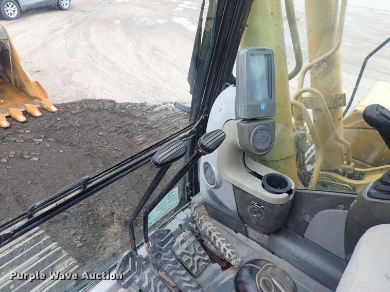 image for item DS7085 2006 Caterpillar 325DL  excavator