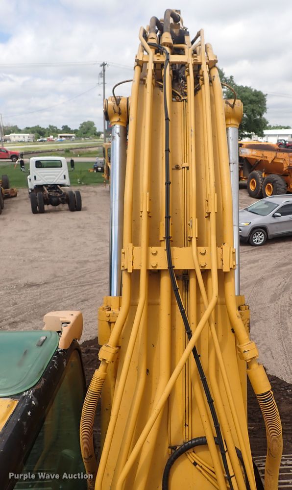 image for item DS7085 2006 Caterpillar 325DL  excavator