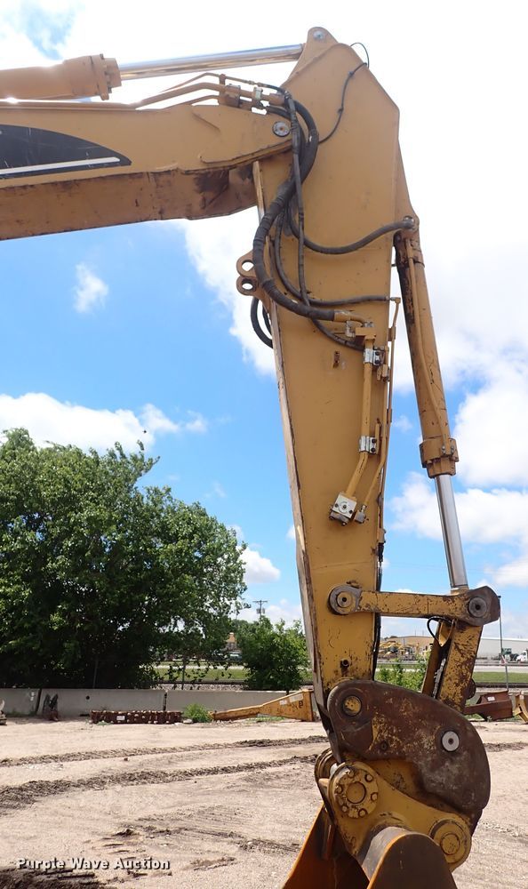 image for item DS7085 2006 Caterpillar 325DL  excavator