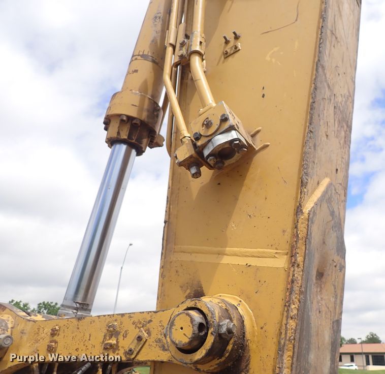 image for item DS7085 2006 Caterpillar 325DL  excavator