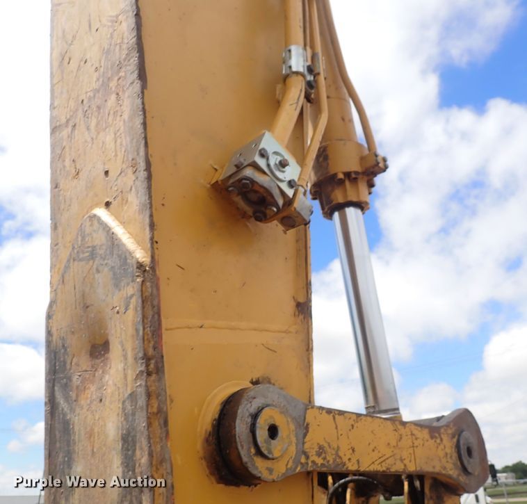 image for item DS7085 2006 Caterpillar 325DL  excavator