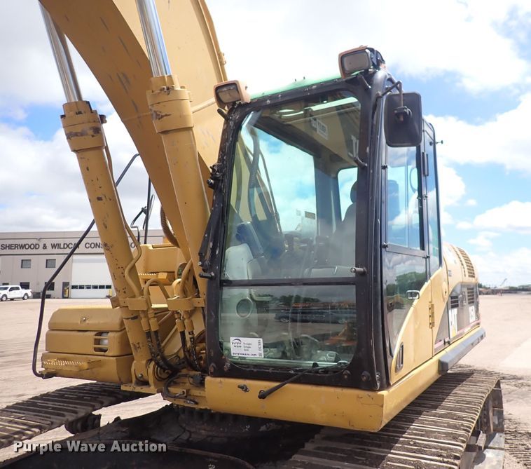 image for item DS7085 2006 Caterpillar 325DL  excavator