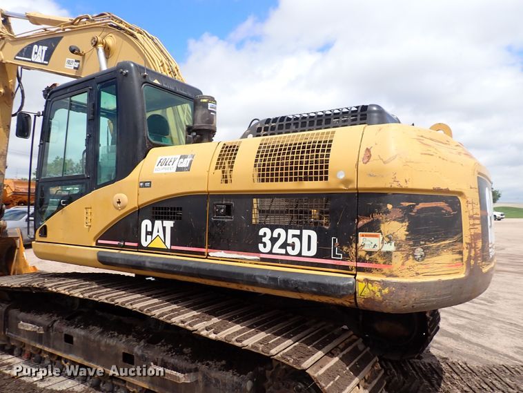 image for item DS7085 2006 Caterpillar 325DL  excavator