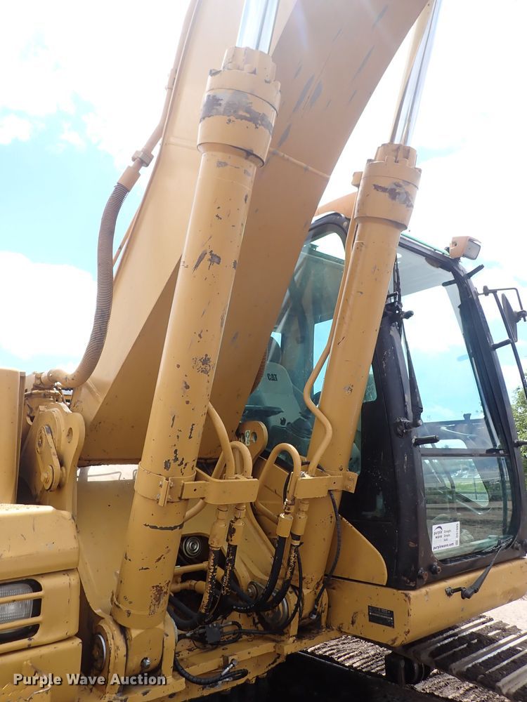 image for item DS7085 2006 Caterpillar 325DL  excavator