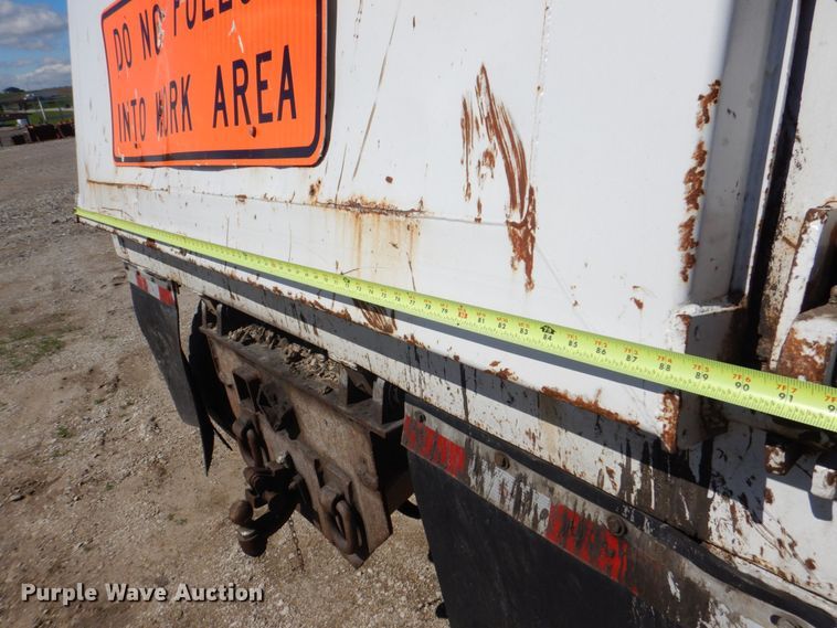 image for item DS8038 1995 Mack RD690S  dump truck