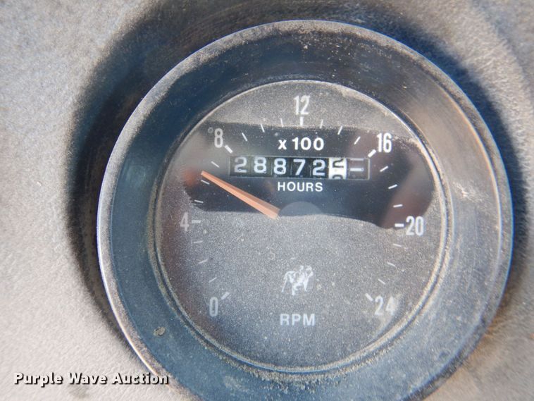 image for item DS8038 1995 Mack RD690S  dump truck