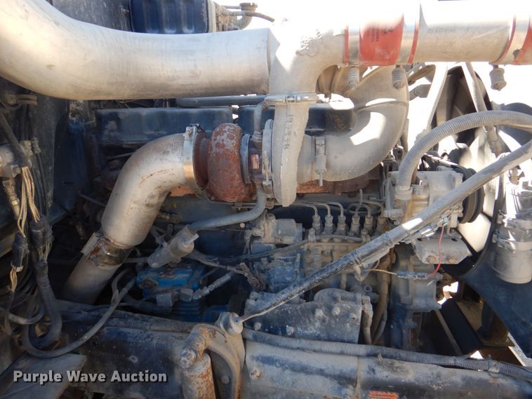 image for item DS8038 1995 Mack RD690S  dump truck