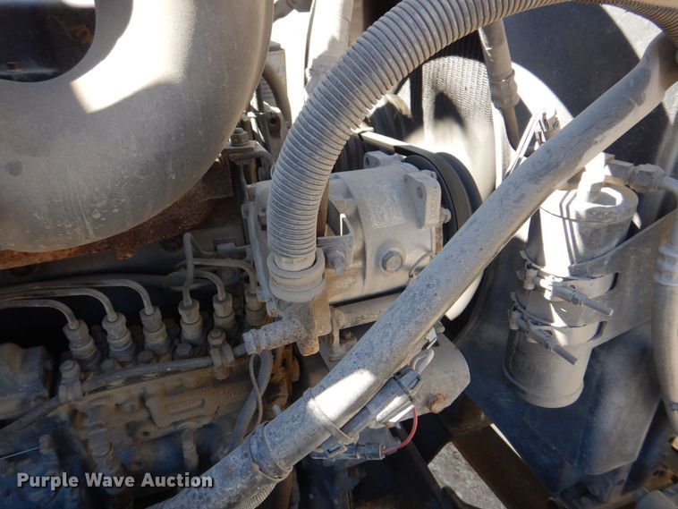 image for item DS8038 1995 Mack RD690S  dump truck