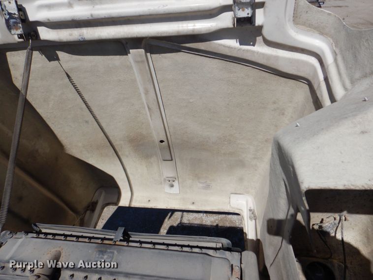 image for item DS8038 1995 Mack RD690S  dump truck