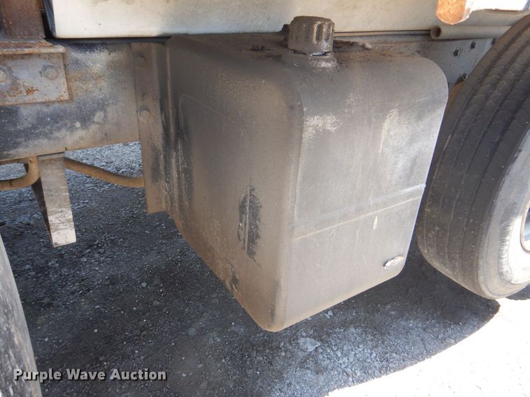 image for item DS8039 1995 Mack RD690S dump truck