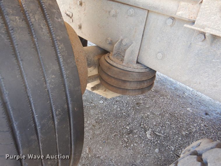 image for item DS8039 1995 Mack RD690S dump truck