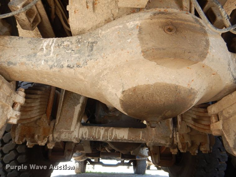 image for item DS8039 1995 Mack RD690S dump truck