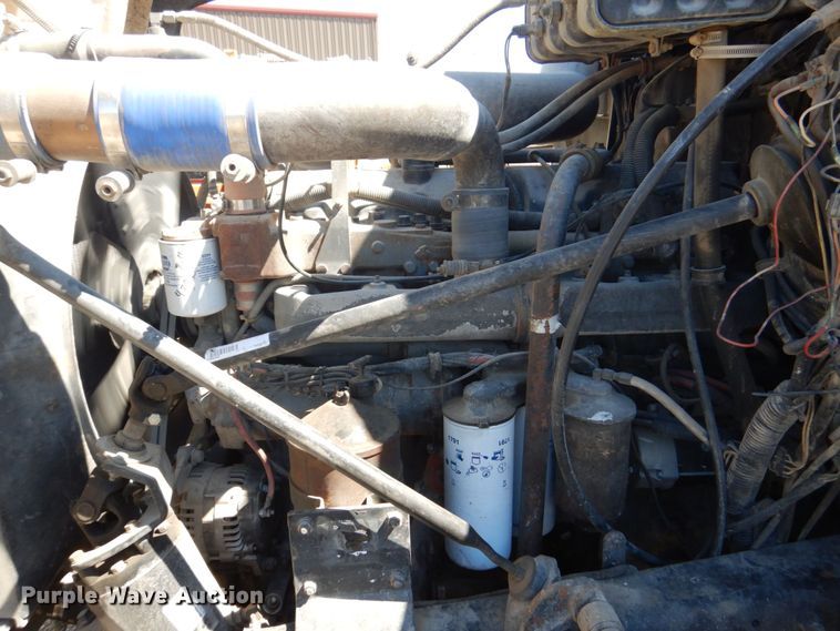 image for item DS8039 1995 Mack RD690S dump truck