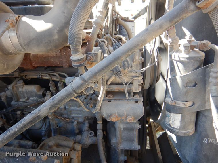 image for item DS8039 1995 Mack RD690S dump truck