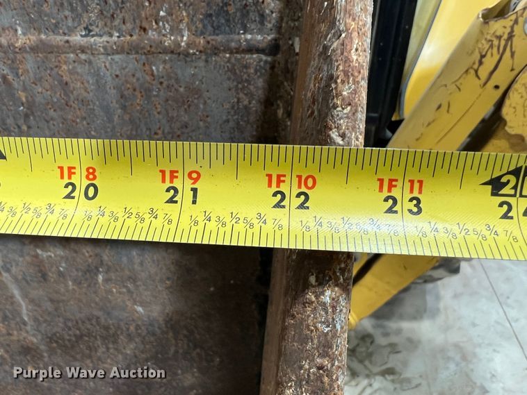 image for item DS8249 2012 Caterpillar 420E IT  backhoe