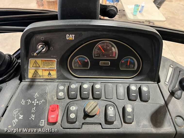 image for item DS8249 2012 Caterpillar 420E IT  backhoe