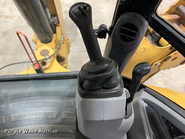image for item DS8249 2012 Caterpillar 420E IT  backhoe