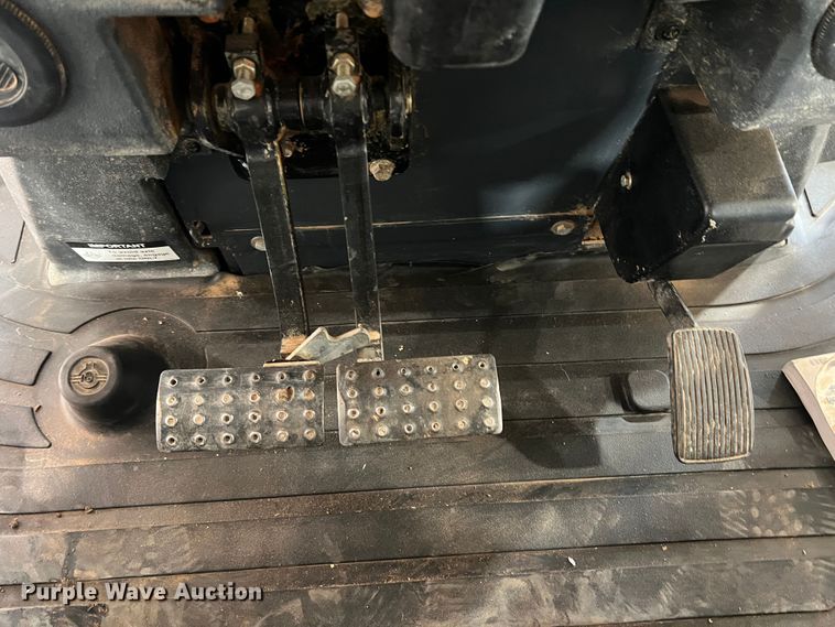 image for item DS8250 2012 John Deere 410K  backhoe