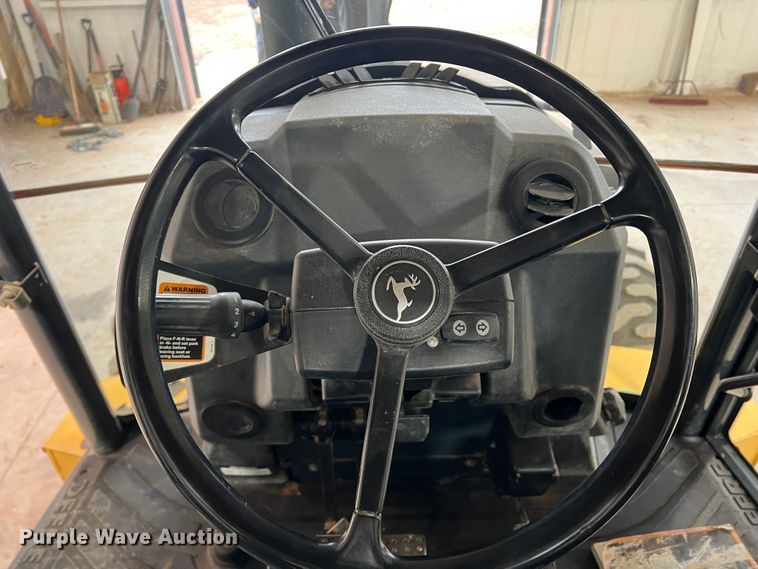 image for item DS8250 2012 John Deere 410K  backhoe