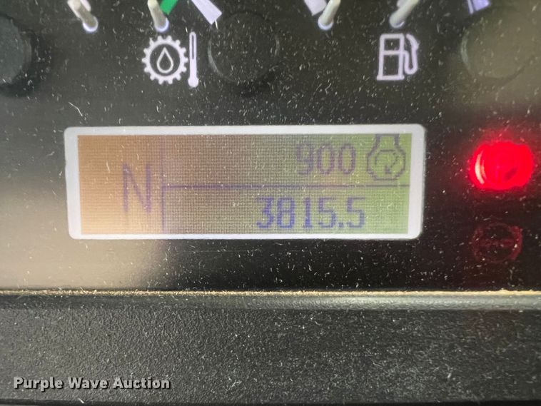 image for item DS8250 2012 John Deere 410K  backhoe