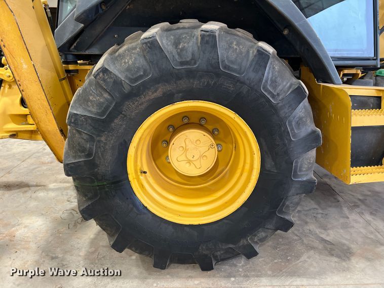 image for item DS8250 2012 John Deere 410K  backhoe