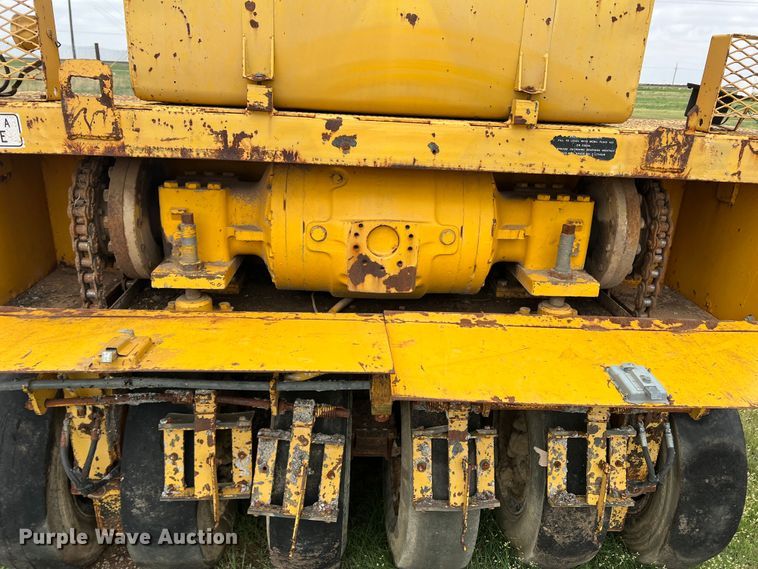 image for item DS8289 Ferguson SP-1118  pneumatic roller