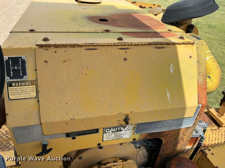 image for item DS8289 Ferguson SP-1118  pneumatic roller