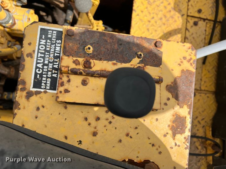 image for item DS8289 Ferguson SP-1118  pneumatic roller