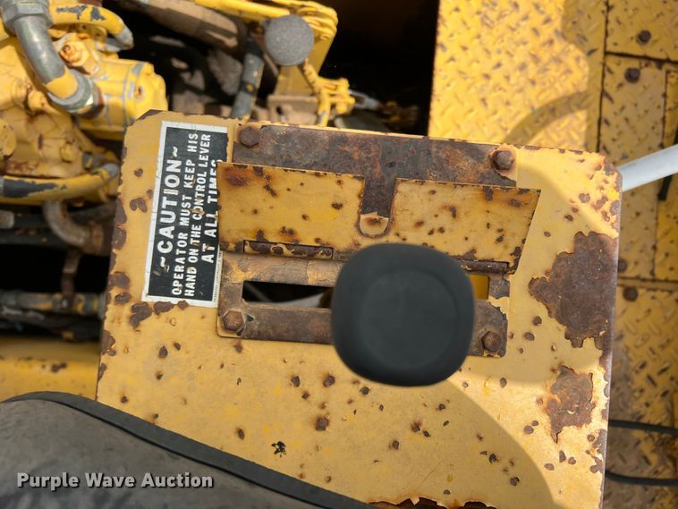 image for item DS8289 Ferguson SP-1118  pneumatic roller