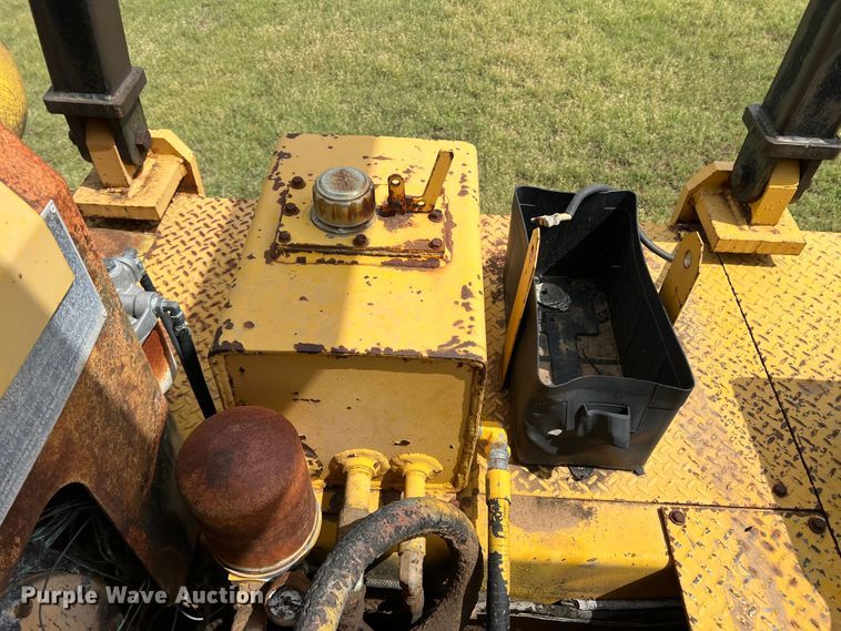 image for item DS8289 Ferguson SP-1118  pneumatic roller