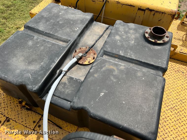 image for item DS8289 Ferguson SP-1118  pneumatic roller