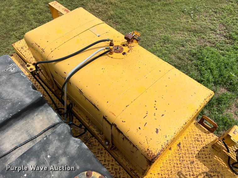 image for item DS8289 Ferguson SP-1118  pneumatic roller