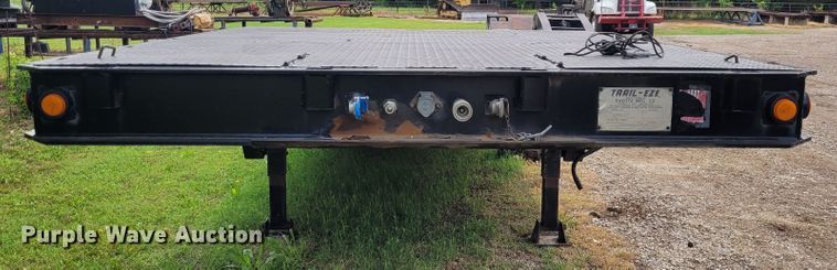image for item FC9142 1989 Trail-Eze  equipment trailer