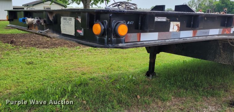 image for item FC9142 1989 Trail-Eze  equipment trailer