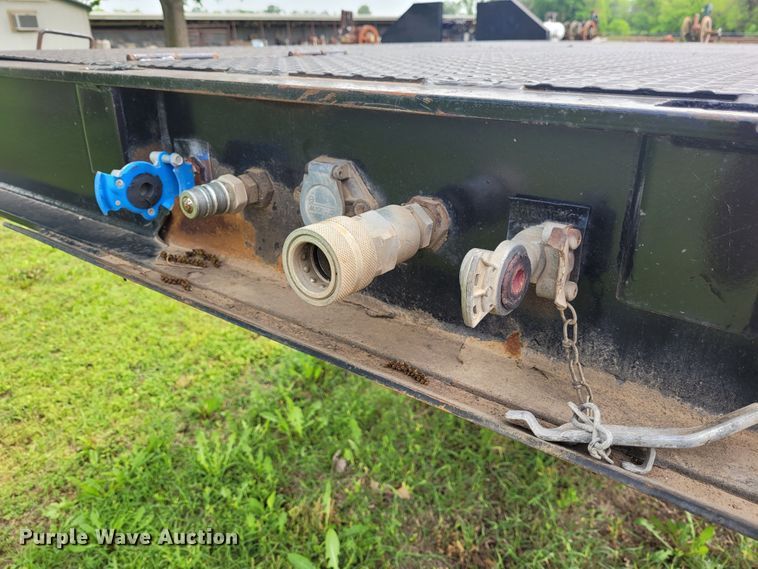 image for item FC9142 1989 Trail-Eze  equipment trailer