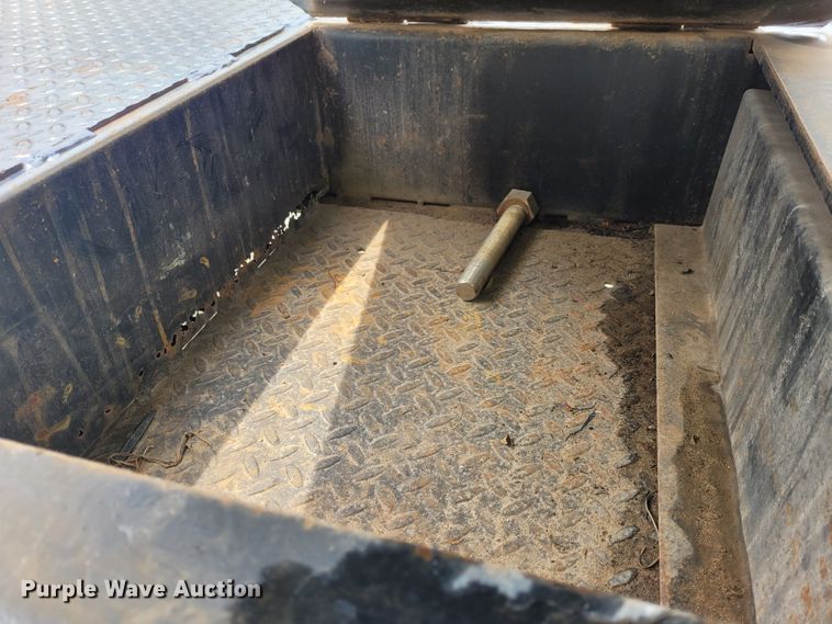 image for item FC9142 1989 Trail-Eze  equipment trailer