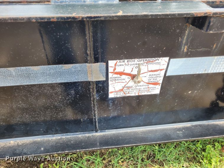 image for item FC9142 1989 Trail-Eze  equipment trailer