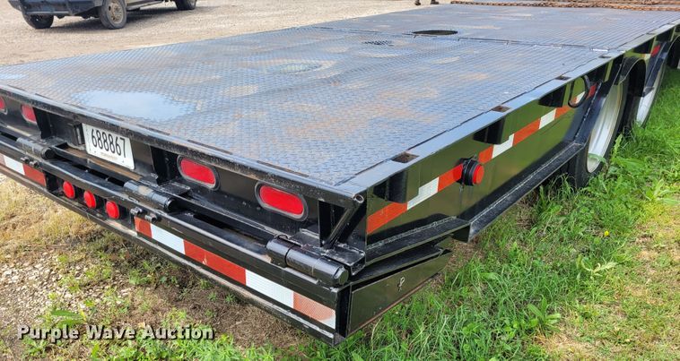 image for item FC9142 1989 Trail-Eze  equipment trailer