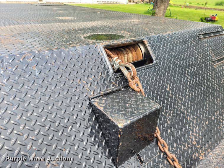 image for item FC9142 1989 Trail-Eze  equipment trailer