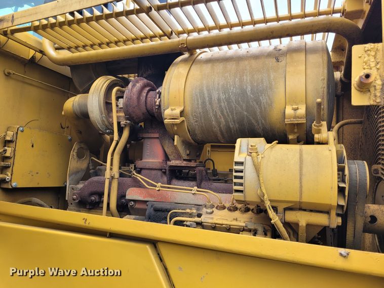 image for item FC9151 1983 Caterpillar 966D  wheel loader