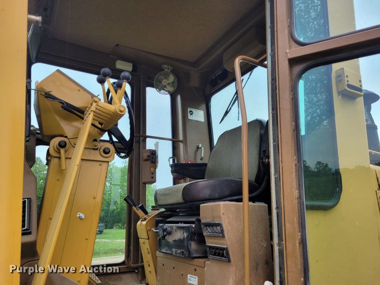 image for item FC9153 1994 Caterpillar 120G  motor grader