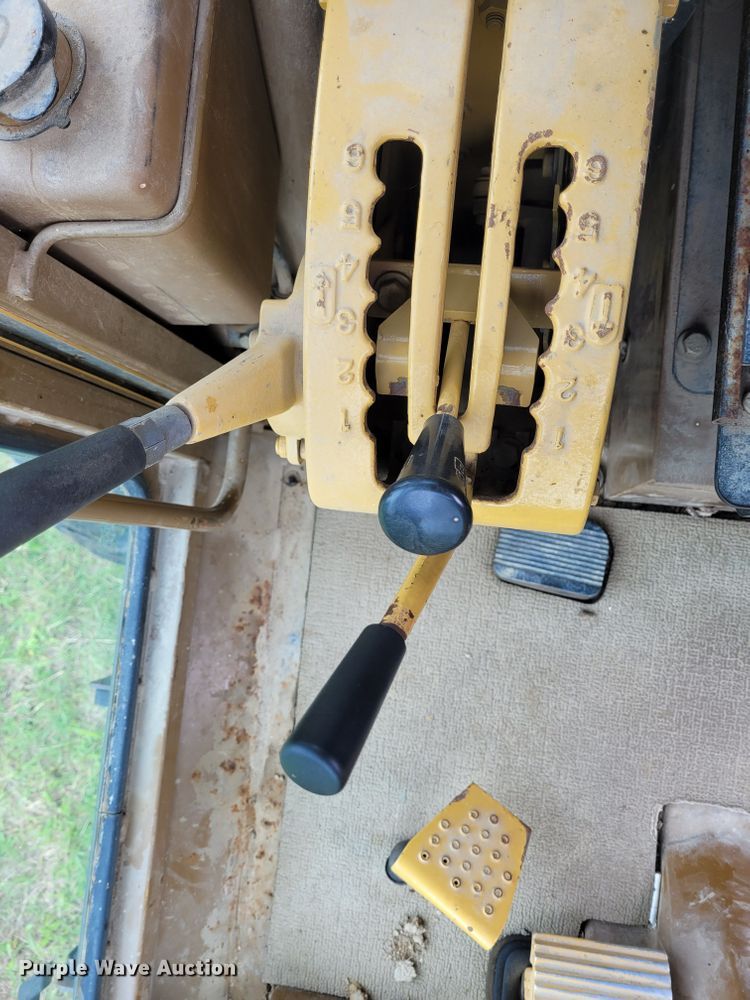 image for item FC9153 1994 Caterpillar 120G  motor grader