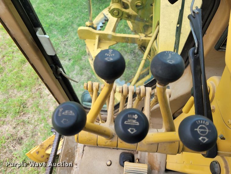 image for item FC9153 1994 Caterpillar 120G  motor grader