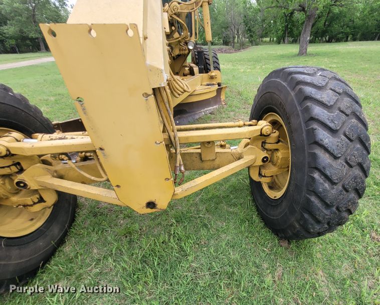image for item FC9153 1994 Caterpillar 120G  motor grader