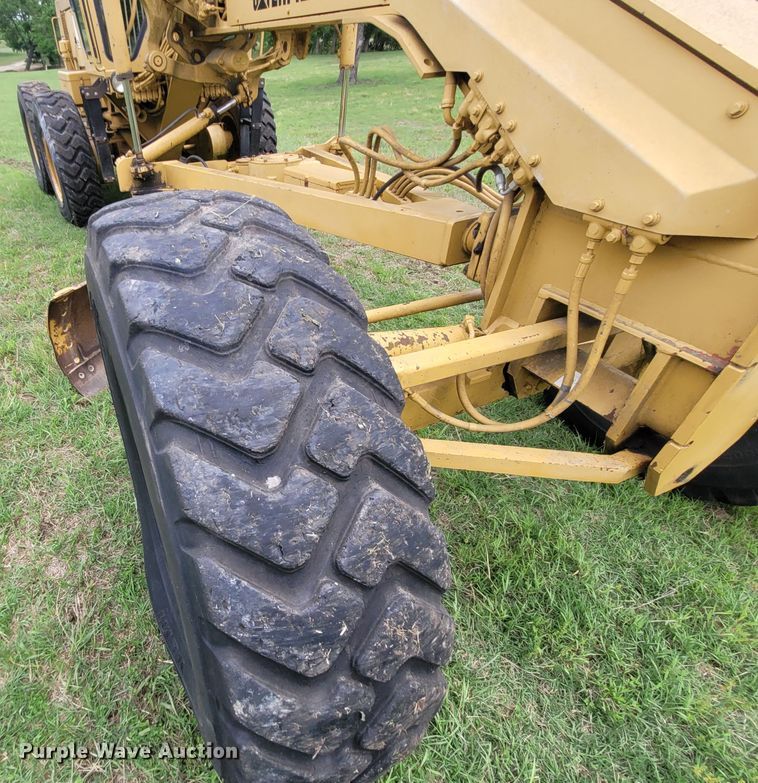 image for item FC9153 1994 Caterpillar 120G  motor grader