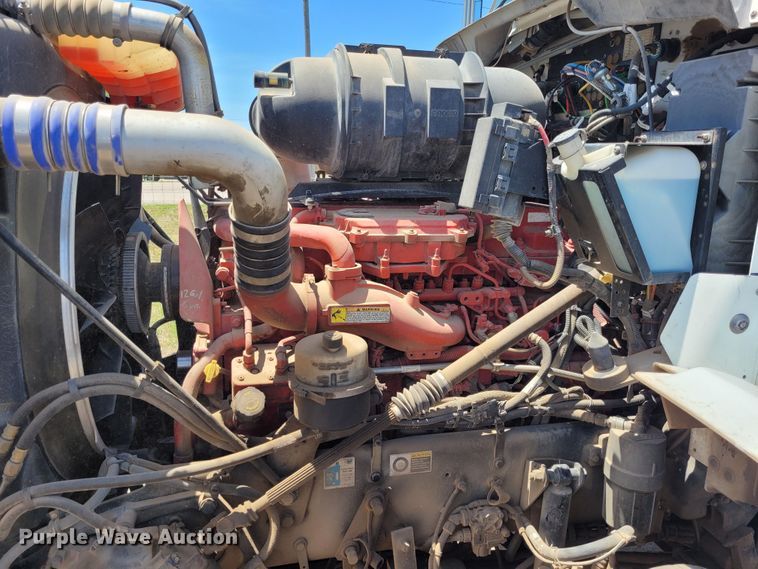 image for item FC9155 2015 Kenworth T800  hydrovac truck