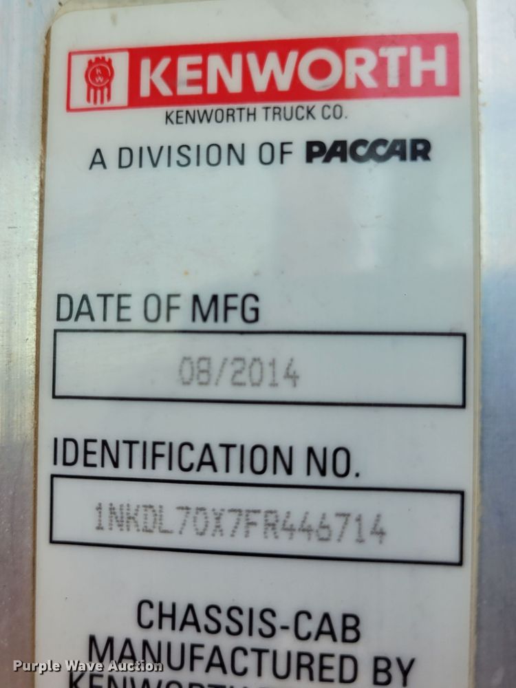 image for item FC9155 2015 Kenworth T800  hydrovac truck