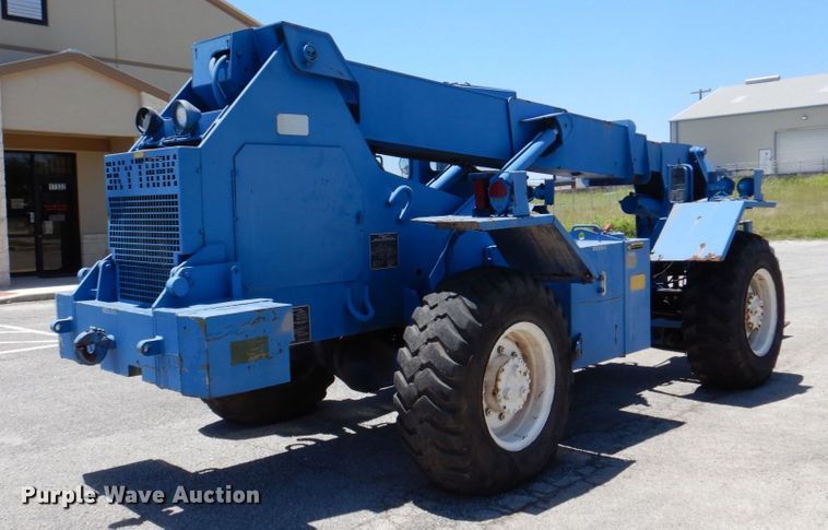 image for item HB9757 1992 SkyTrak 6000M  telehandler