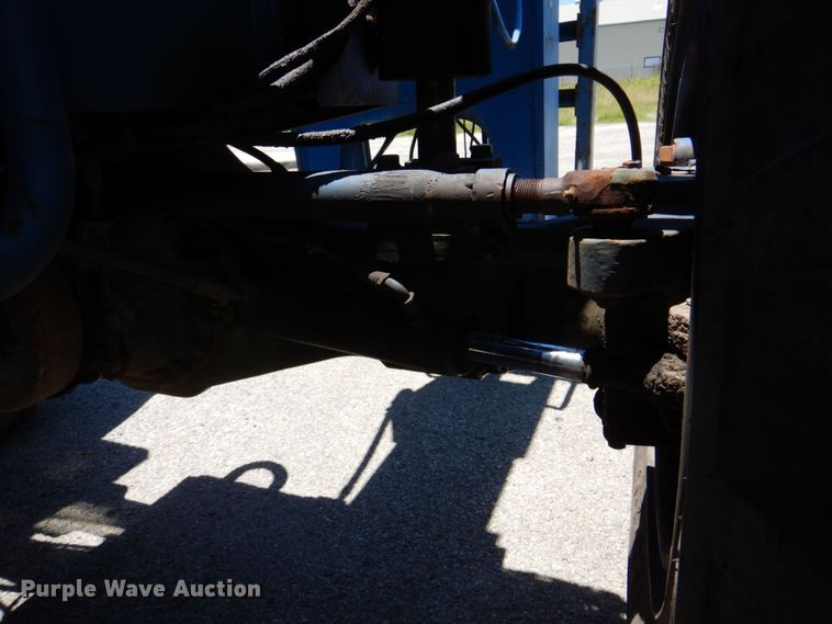 image for item HB9757 1992 SkyTrak 6000M  telehandler